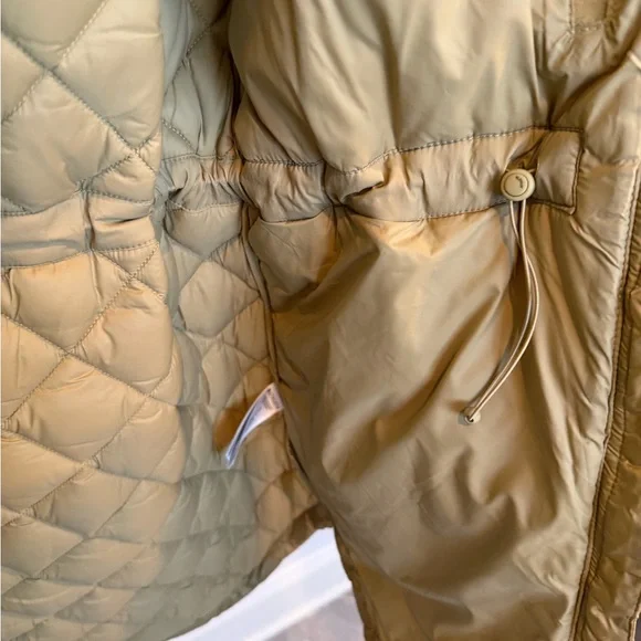 Athleta Quilted Puffer Jacket in Tan - Picture 5 of 5